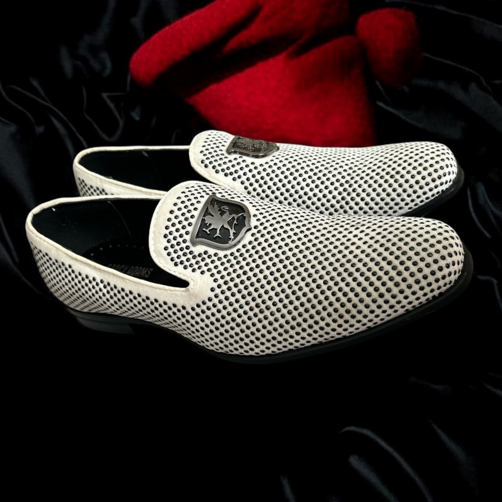 Stacy Adams White and Black Slip-On Loafers